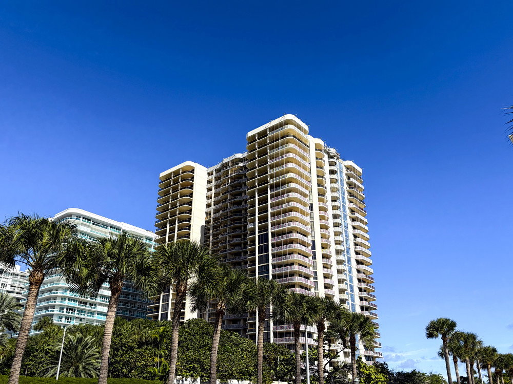 Bal Harbor Tower